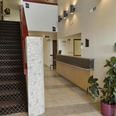 Red Roof Inn Санта Фе Интериор снимка