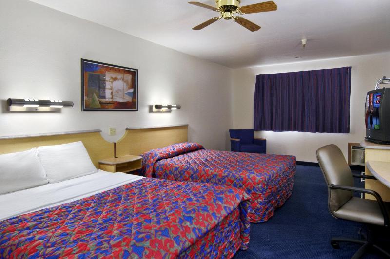 Red Roof Inn Санта Фе Стая снимка